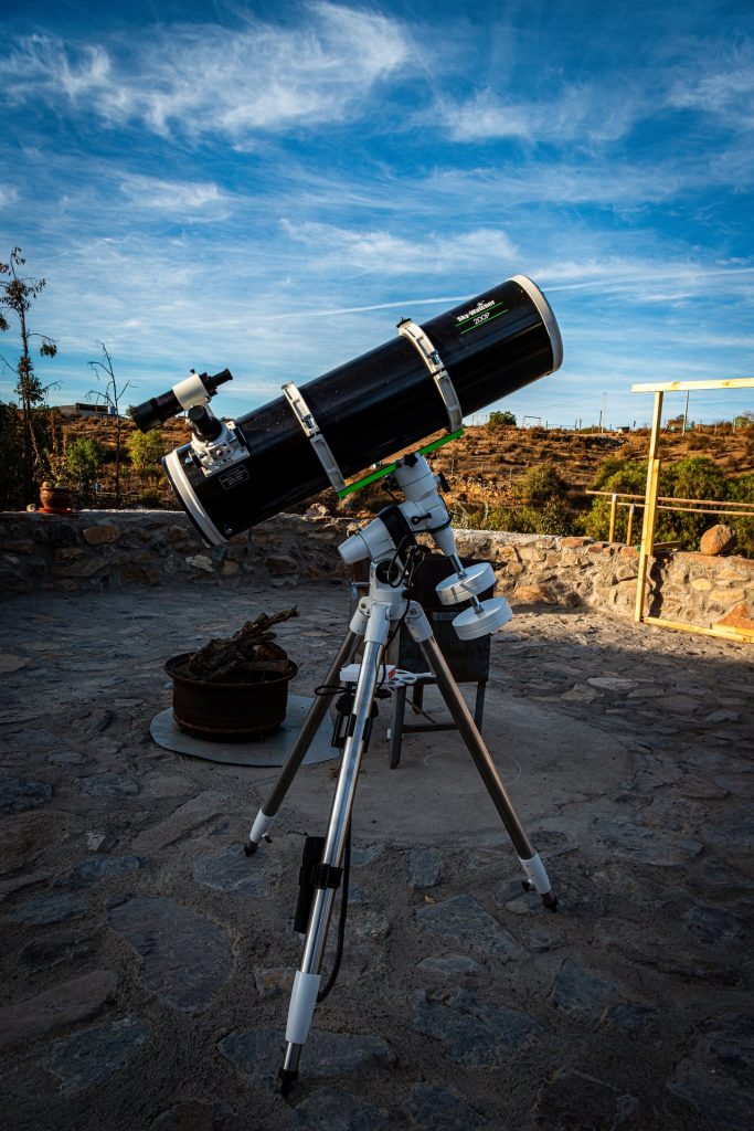 Telescopio instalado en el Centro de Observación Las Pircas